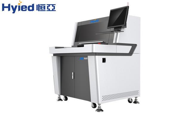 電子行業工廠該選用自動分板機還是人工?